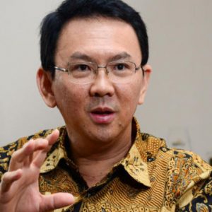 berita-terbaru-relawan-minta-dpr-tak-jegal-pencalonan-ahok
