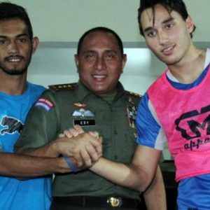 Ezra Walian