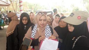 Emak Emak